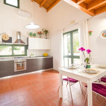 Casa Panoramica Tra Mare E Natura Holiday home *
